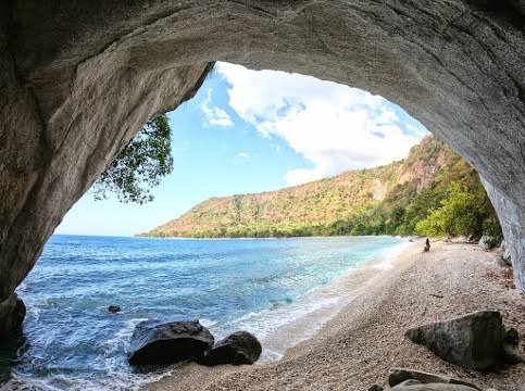 Gambar Pantai Batu Putih